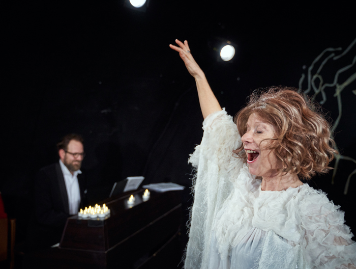 Barbora Štěpánová, Ondřej Brousek