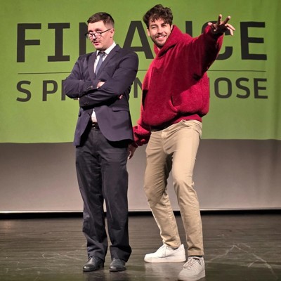 Finance s prstem v nose